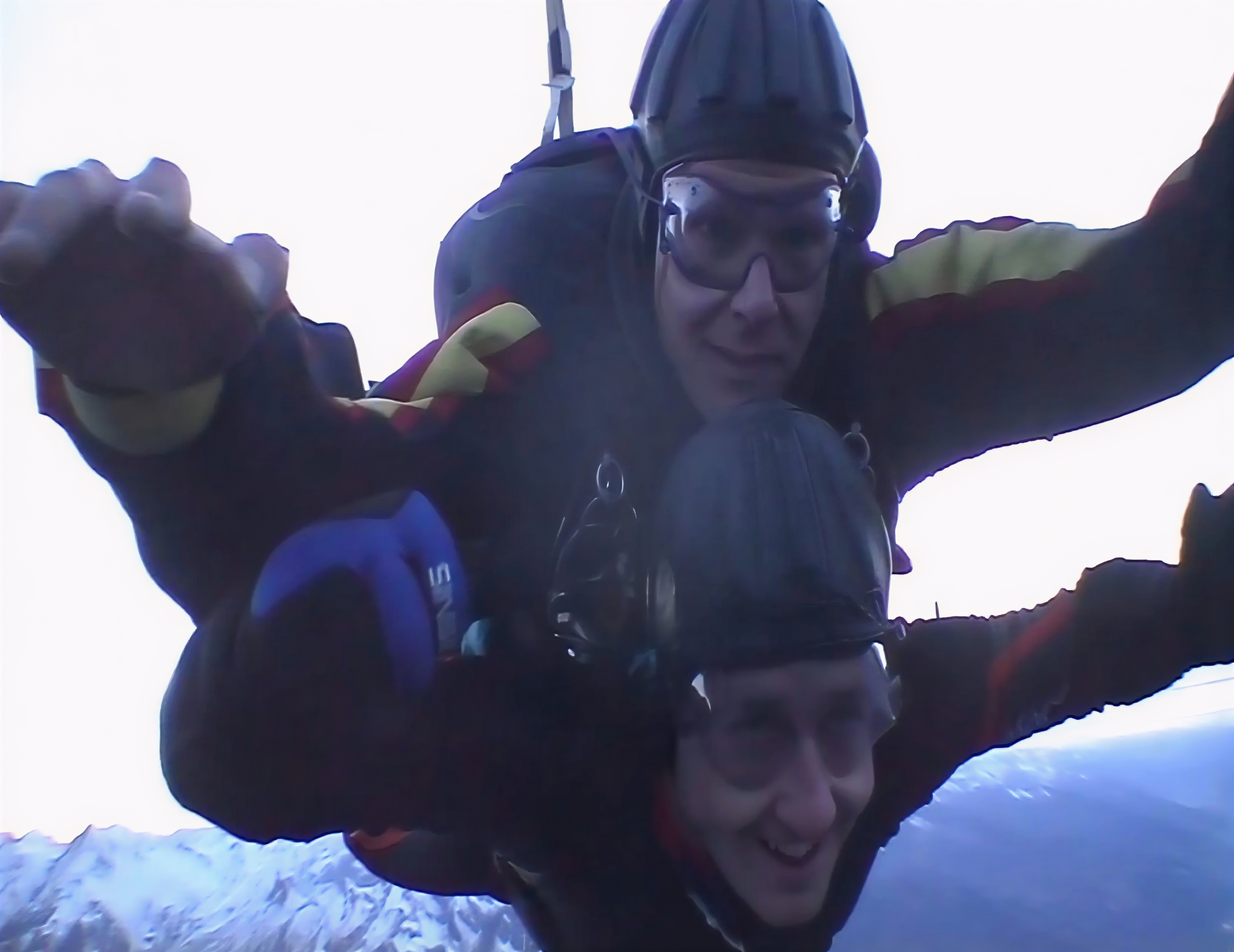 Tandem free fall
